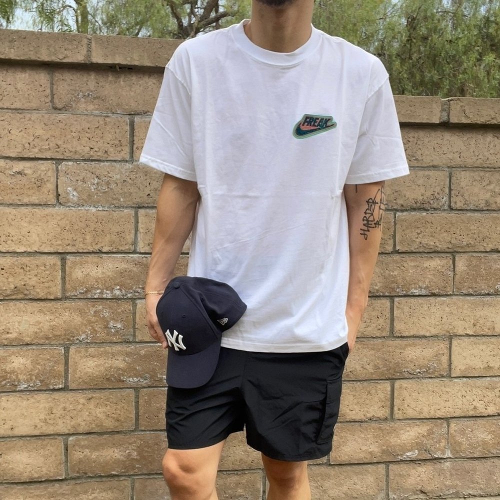 NIKE loose fit premire freak short sleeve t-shirt